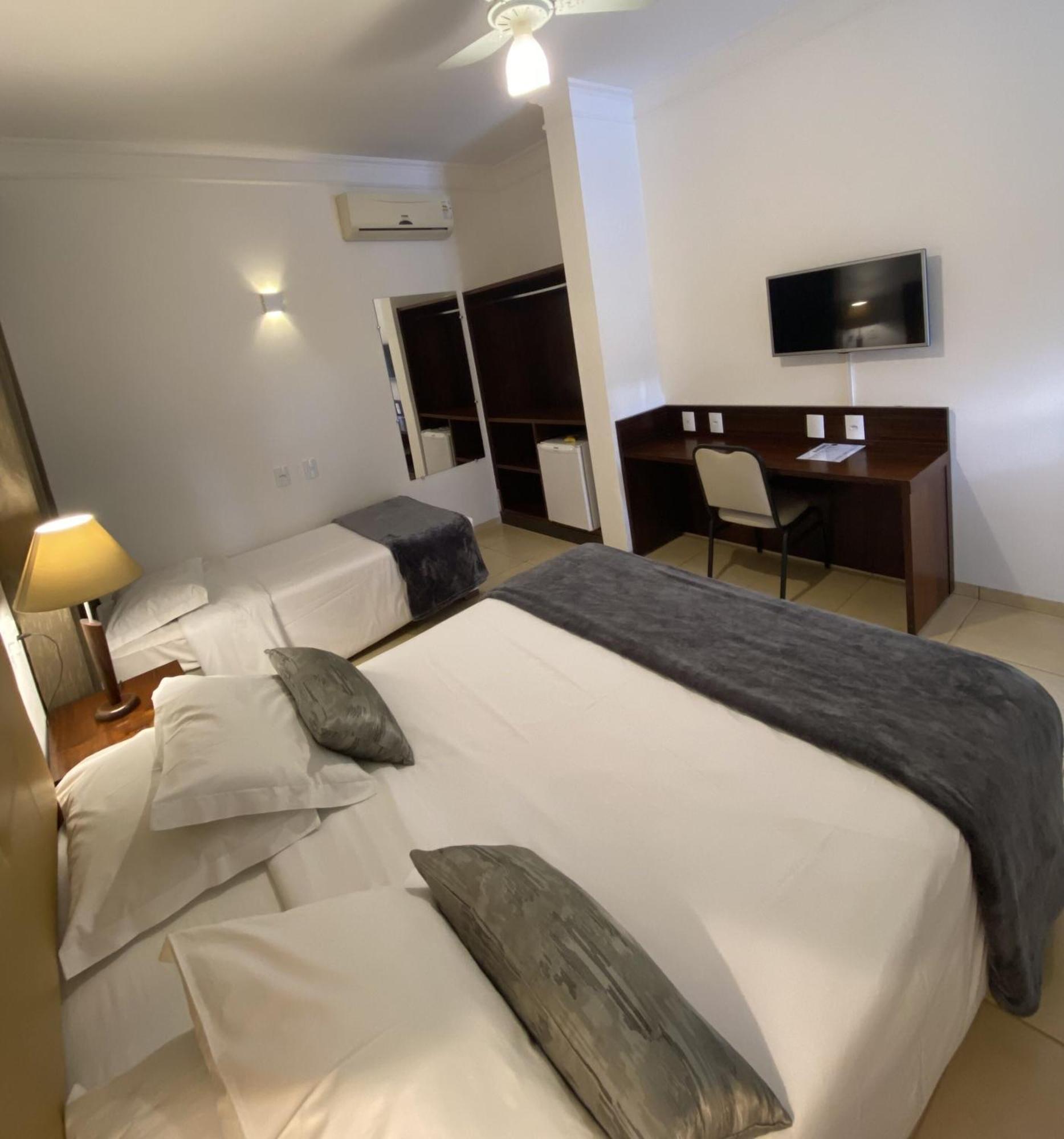 Hotel Roda D'Agua Andradina الغرفة الصورة