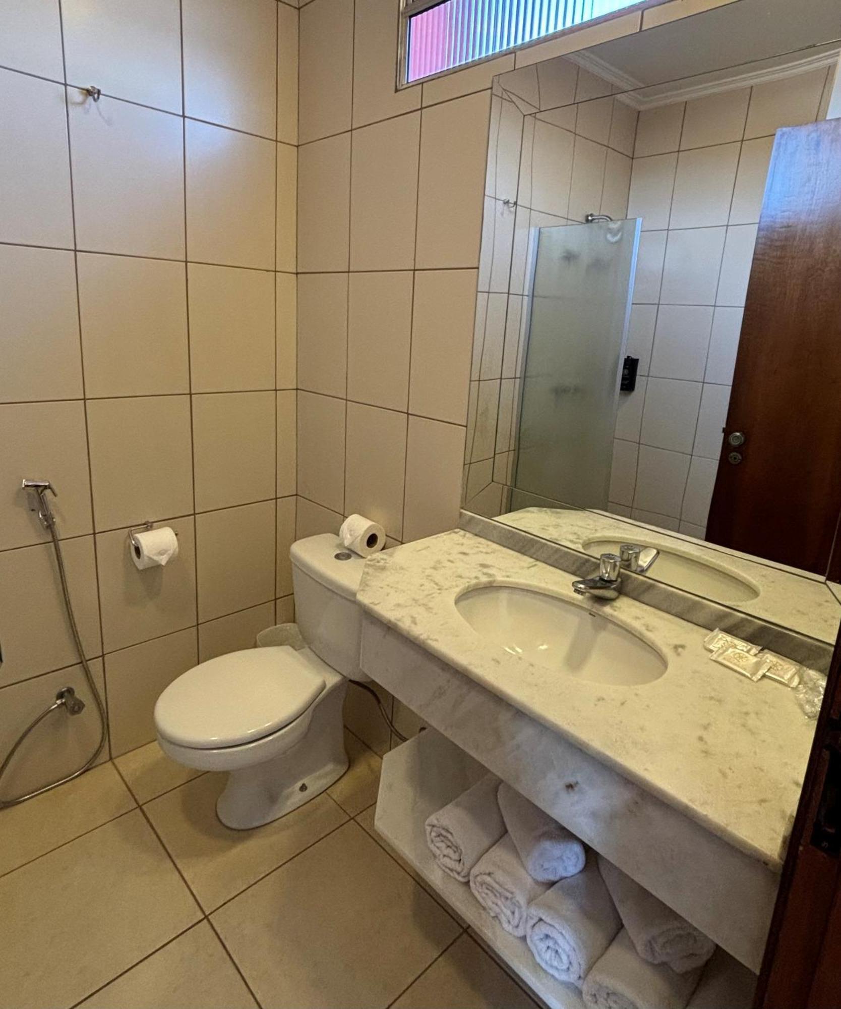 Hotel Roda D'Agua Andradina الغرفة الصورة